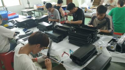 Product ontwerpen en produceren Uitbesteden van productie naar China